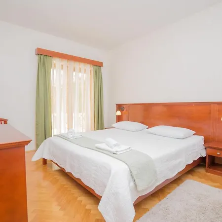 Plava Laguna 4* Primošten