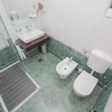 Plava Laguna 3* Primošten